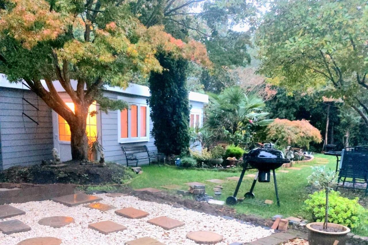 1 Bed Cottage-Museum View-Garden-Free Parking Вейбридж Экстерьер фото